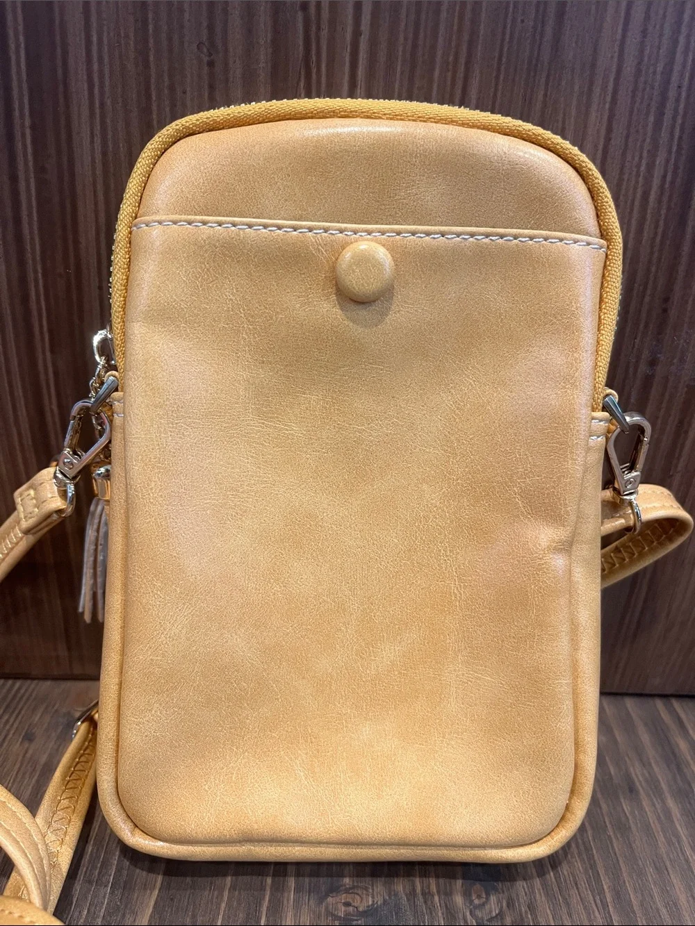 Aphison Cellphone Crossbody Bag